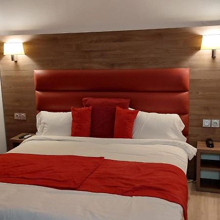 Happy Land Holliday Residential Hotel Épinay-sur-Seine Buitenkant foto